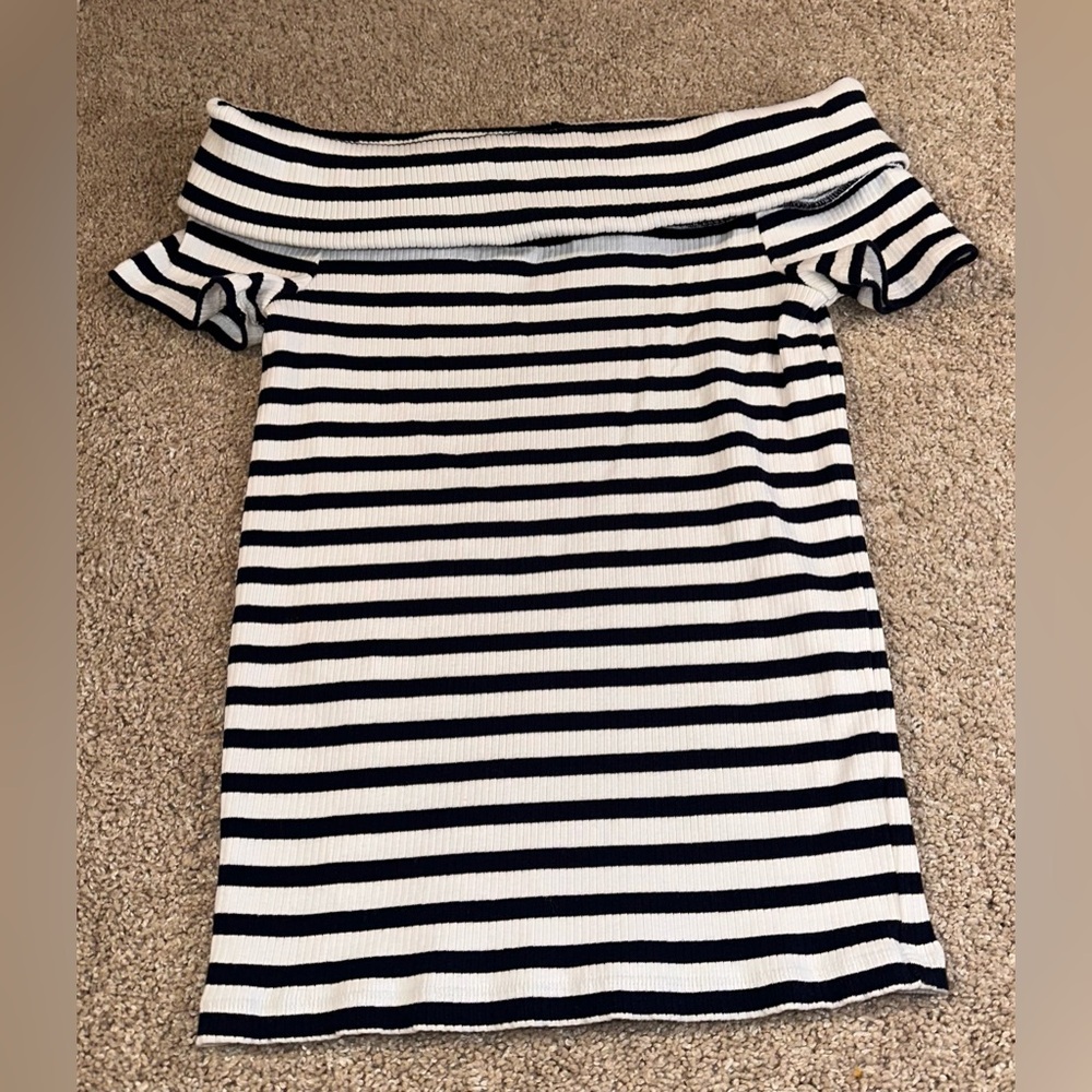 LOFT Striped Off-Shoulder Top. Size M - Picture 3 of 11